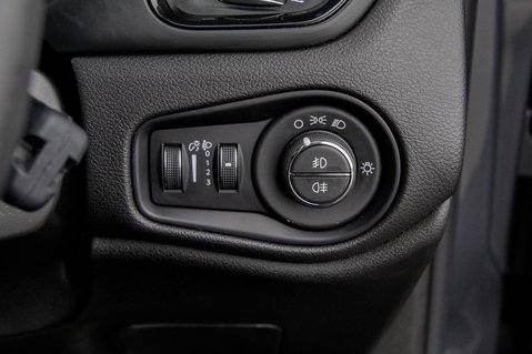 Jeep Renegade NIGHT EAGLE 17
