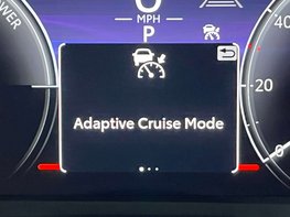 Toyota C-HR 1.8 C-HR Design HEV CVT 5dr 32