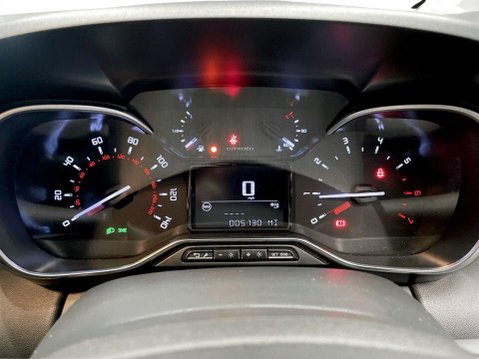 Citroen C3 Aircross 1.2 PureTech Shine SUV 5dr Petrol Manual Euro 6 (s/s) (110 ps) Air Con - Al 14