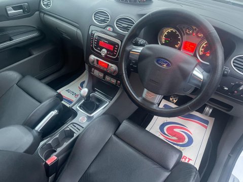Ford Focus 2.5 SIV ST-3 3dr 12