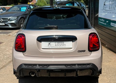 Mini Hatch 1.5 Cooper Sport Hatchback 5dr Petrol Manual Euro 6 (s/s) (136 ps) 7