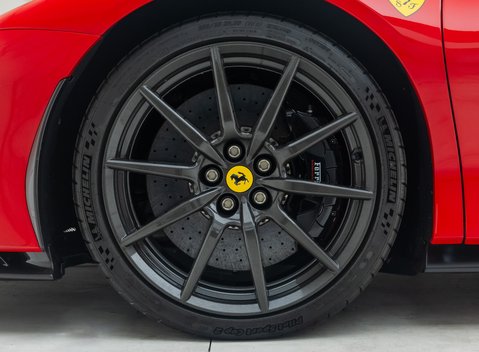 Ferrari SF90 Spider 30