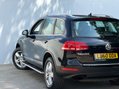 Volkswagen Touareg 3.0 Touareg V6 TSi Hybrid Auto 4WD 5dr 45