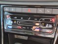 Volkswagen T-Roc R-LINE TSI DSG 34