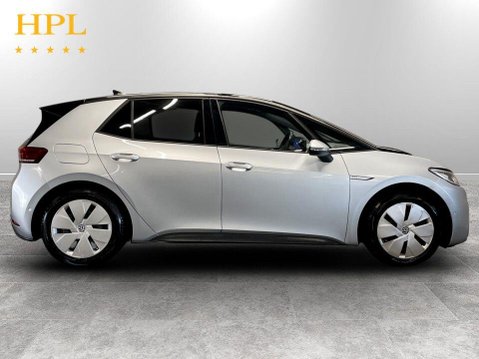 Volkswagen ID.3 Pro Performance 58kWh Family Hatchback 5dr Electric Auto (204 ps) One Owner 8