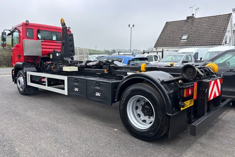 MAN TGM 18.290 4X2 Hiab Hook Loader 6
