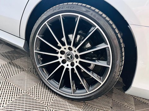 Mercedes-Benz E Class 2.0 E220d AMG Line Night Edition (Premium Plus) G-Tronic+ Euro 6 (s/s) 5dr 28
