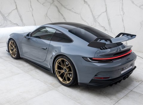 Porsche 911 GT3 (992) 12