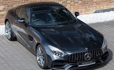 Mercedes-Benz Amg GT GT S 8
