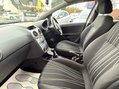 Vauxhall Corsa 1.4i 16v Exclusiv 5dr 32