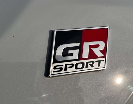 Toyota Yaris 1.5 Yaris GR Sport HEV CVT 5dr 74