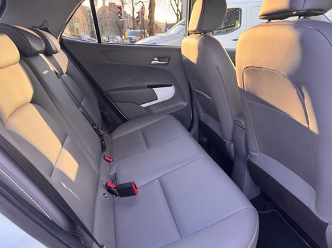 Kia Picanto X-LINE 43