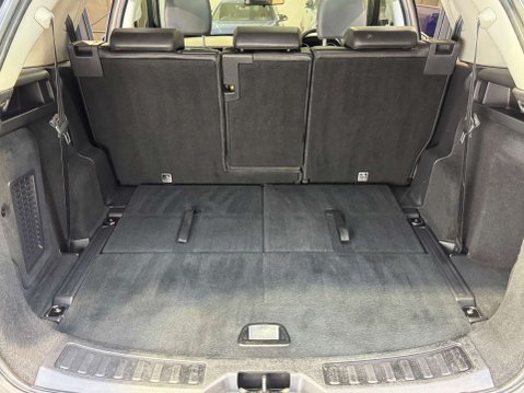 Land Rover Discovery Sport 2.0 Discovery Sport SE Tech TD4 Auto 4WD 5dr 81