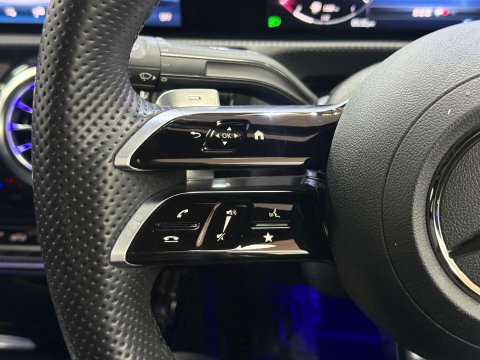 Mercedes-Benz CLA Class 2.0 CLA220d AMG Line (Premium Plus) Coupe 4dr Diesel 8G-DCT Euro 6 (s/s) (1 36