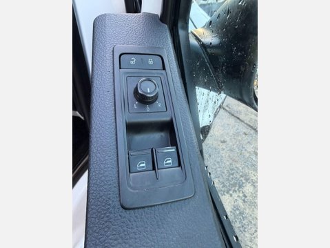 Volkswagen Transporter 2.0 TDI T28 BlueMotion Tech Startline Panel Van 5dr Diesel Manual FWD SWB E 27