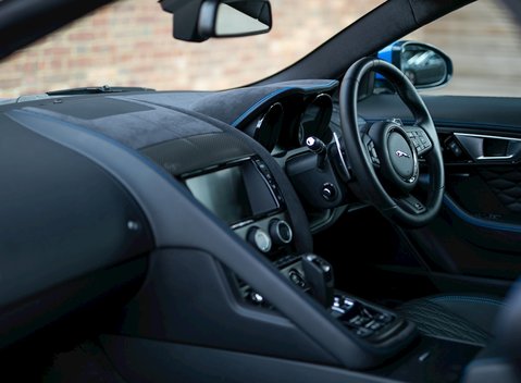 Jaguar F-Type SVR Convertible 15