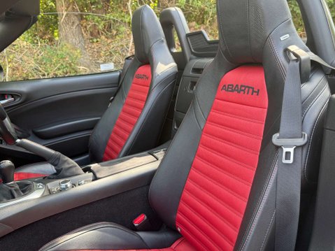 Abarth 124 Spider 1.4 124 Spider MultiAir 2dr 19
