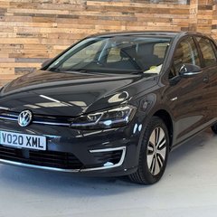 Volkswagen Golf 35.8kWh e-Golf Hatchback 5dr Electric Auto (136 ps) 1