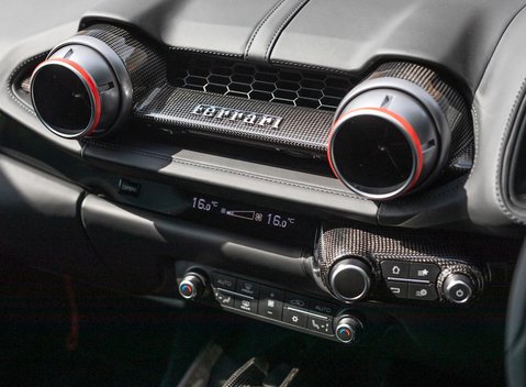 Ferrari 812 Superfast 17