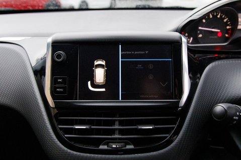 Peugeot 208 PURETECH S/S ALLURE 27