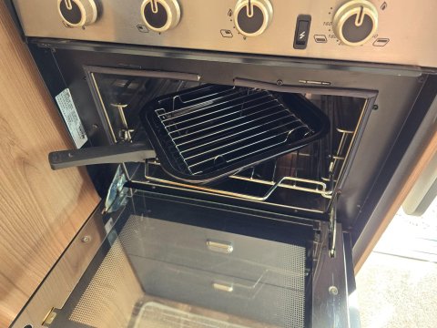 Swift Escape 684 Motor Home 36