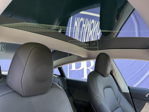 Tesla Model 3 Saloon 4dr Electric Auto RWD (241 bhp) 45