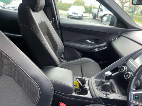 Jaguar E-Pace 2.0 D150 R-Dynamic Euro 6 (s/s) 5dr 34