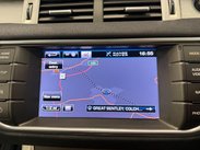 Land Rover Range Rover Evoque 2.2 SD4 Pure Tech Auto 4WD Euro 5 (s/s) 5dr 29