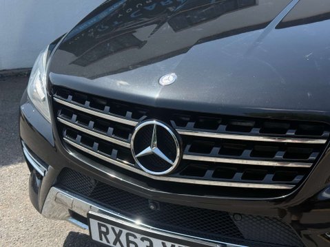 Mercedes-Benz M Class 3.0 ML350 V6 BlueTEC AMG Sport SUV 5dr Diesel G-Tronic 4WD Euro 6 (s/s) (25 19
