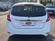 Ford Fiesta 1.4 TITANIUM AUTOMATIC 5