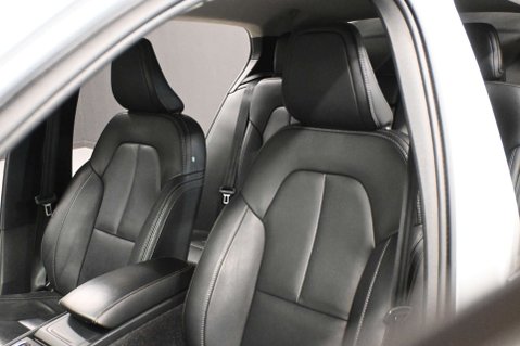 Volvo XC40 1.5 XC40 Inscription Pro T3 Auto 5dr 26