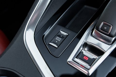 Peugeot 3008 PURETECH S/S GT PREMIUM 39