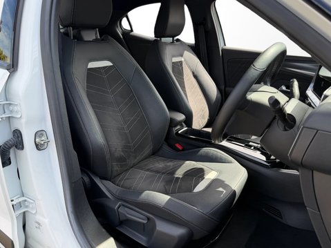 Vauxhall Mokka 100kW Ultimate 50kWh 5dr Auto 18
