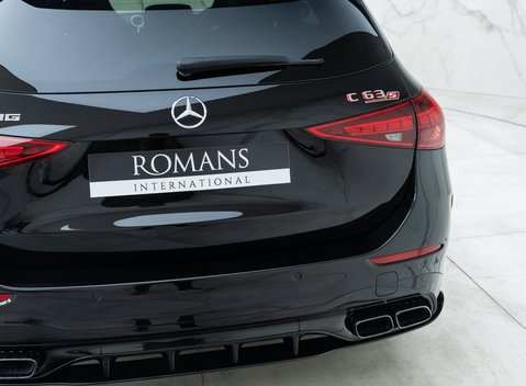 Mercedes-Benz C63 S AMG E Performance Estate Night Edition 30