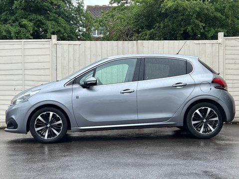 Peugeot 208 1.5 BlueHDi Tech Edition Hatchback 5dr Diesel Manual Euro 6 (s/s) (100 ps) 7