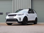 Land Rover Discovery R-DYNAMIC SE MHEV In RARE PEARL WHITE BLACK ROOF AND REAR SEATS  LOW MILES  1