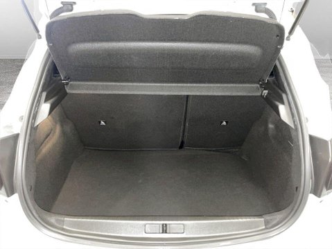 Peugeot 208 1.2 PureTech Allure Hatchback 5dr Petrol Manual Euro 6 (s/s) (100 ps) Air C 21