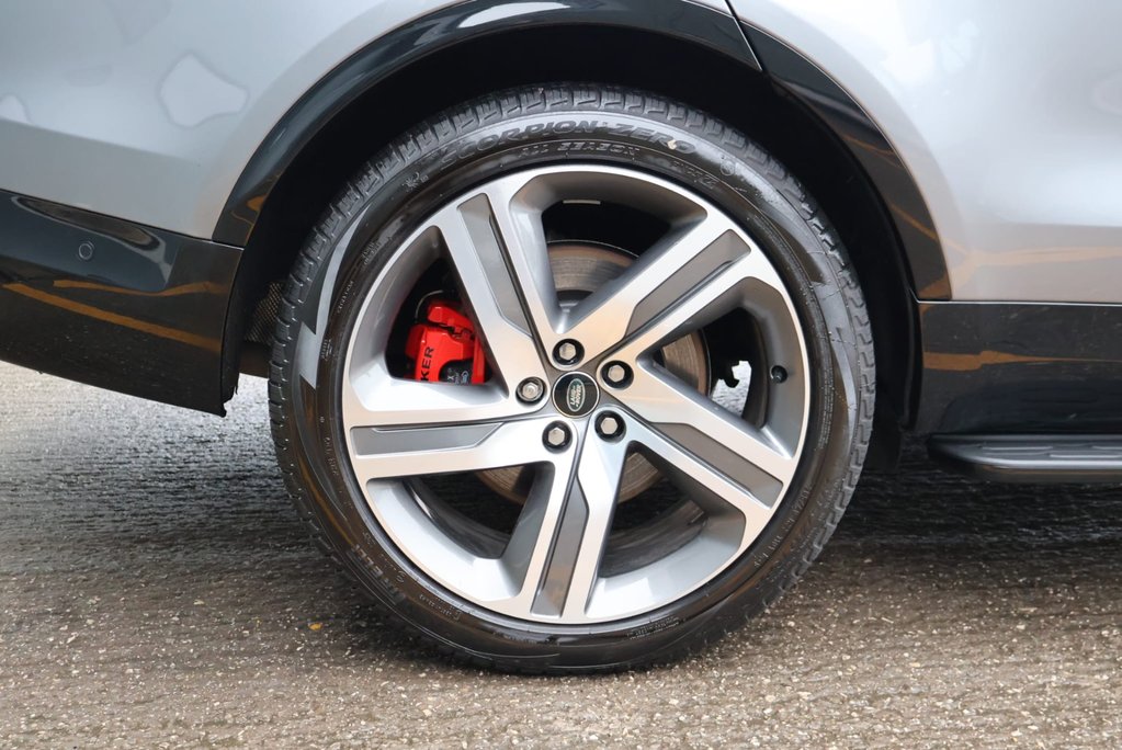 Land Rover Discovery DEMO MODEL COMMERCIAL DYNAMIC HSE WITH GENUINE REAR SEATS STYLED BY SEEKER  8