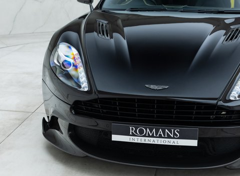 Aston Martin Vanquish S 39