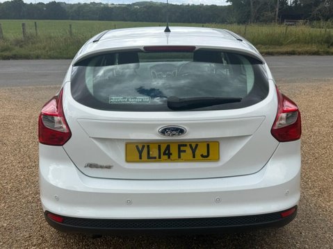 Ford Focus 1.6 TDCi Titanium Navigator Hatchback 5dr Diesel Manual Euro 5 (s/s) (115 p 31