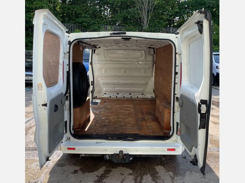 Vauxhall Vivaro 2.0 2900 CDTi Sportive Panel Van 4dr Diesel Manual FWD L3 (195 g/km, 113 bh 18