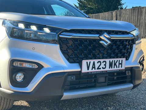Suzuki S-Cross MOTION 17