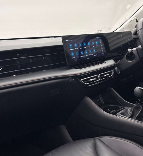 MG HS 1.5 T-GDI TROPHY