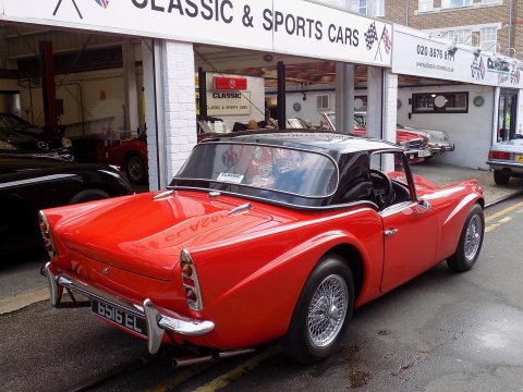 Daimler SP250 Dart 75