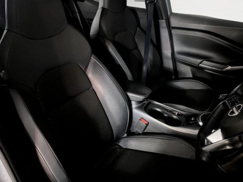 Nissan Juke 1.0 DIG-T N-Connecta SUV 5dr Petrol Manual Euro 6 (s/s) (114 ps) Cruise Co 11