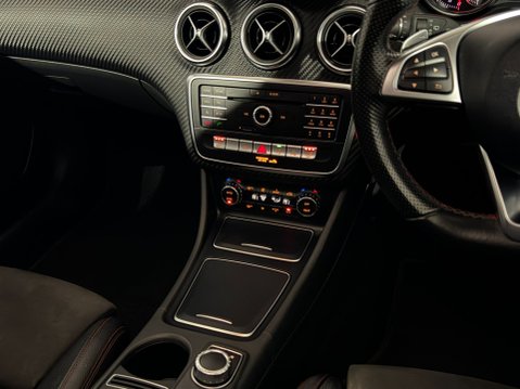 Mercedes-Benz A Class A 200 D AMG LINE PREMIUM PLUS 15
