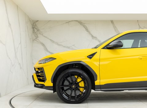 Lamborghini Urus 37