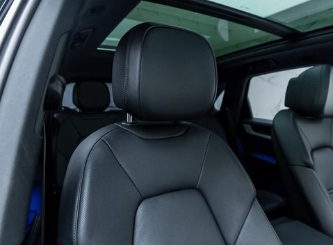 Porsche Cayenne V6 15