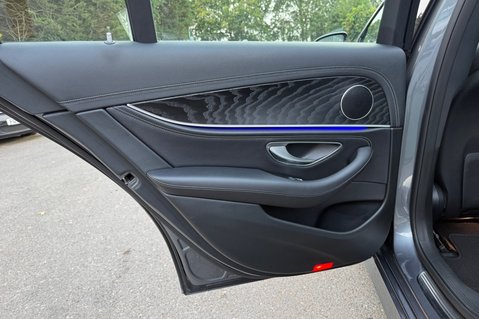Mercedes-Benz E Class E 220 D AMG LINE PREMIUM - 2 OWNERS - 8 MERCEDES SERVICES - PAN ROOF 32