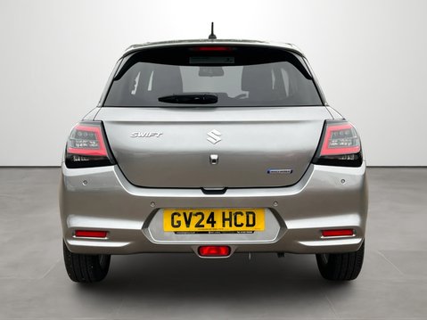 Suzuki Swift 1.2 Mild Hybrid Motion 5dr 8